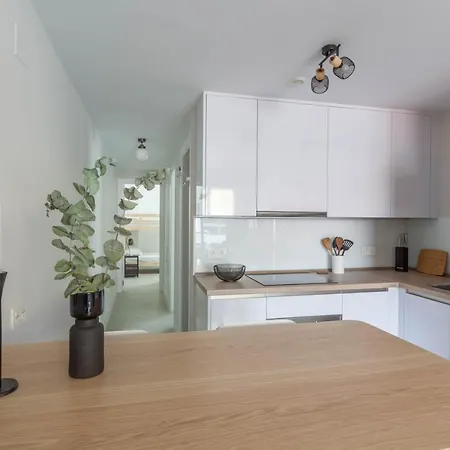 Flat In The Bustling Center Of Ref 99 Apartment Fuengirola