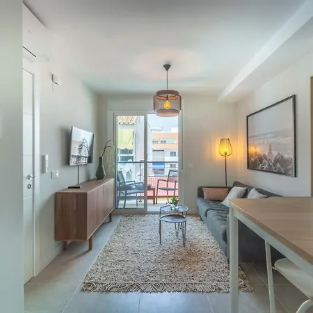 Flat In The Bustling Center Of Ref 99 Fuengirola